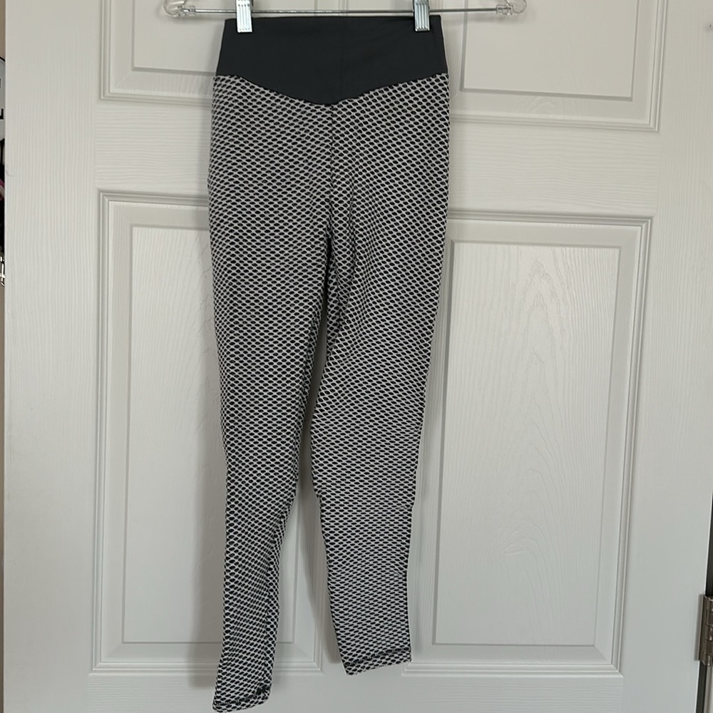 Exercise leggings - Picture 3 of 5